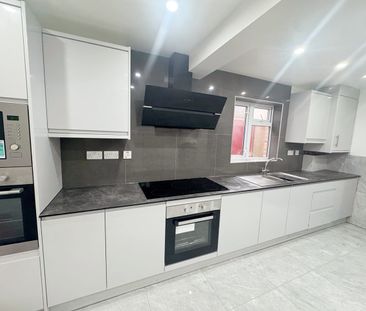 Room in a Shared House, Stothard Road, BS7 - Photo 6