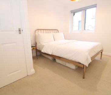 Falkland Road, Dorking - 1 bedroomProperty for lettings - Seymours - Photo 3