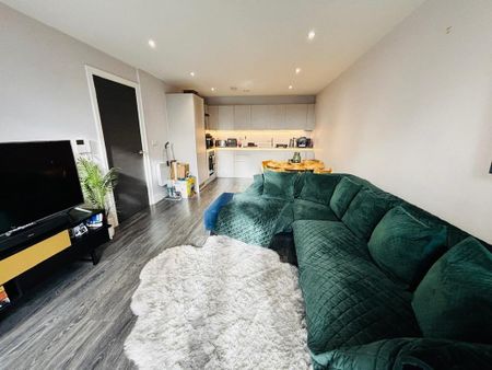 2 bedroom flat to rent - Photo 3