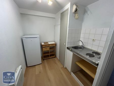 Location Appartement 1 pièce 21m² LAVAL 53000 - Photo 4