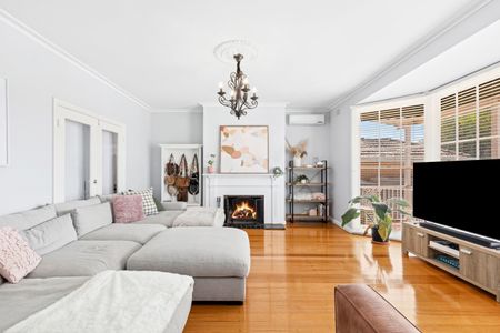 2-Bedroom Delight - Photo 2