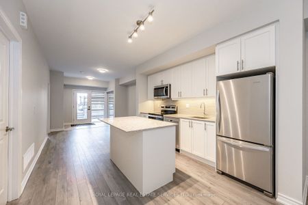 Condo Townhouse For Lease | W8113188 - Photo 4