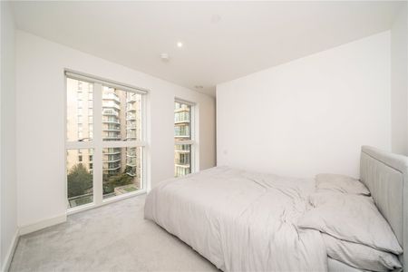 Pegler Square, Kidbrooke Village, London, SE3 9GL - Photo 4