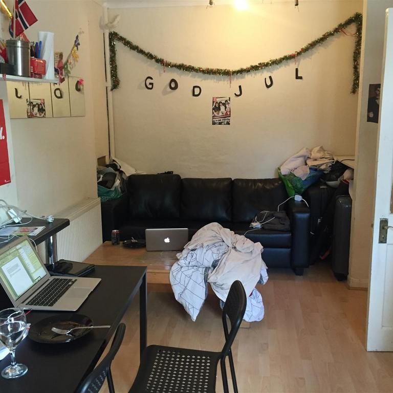 3 bedroom apartment to rent - Photo 1