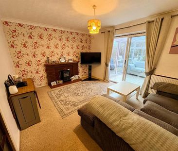 2 bedroom semi-detached house to rent - Photo 2