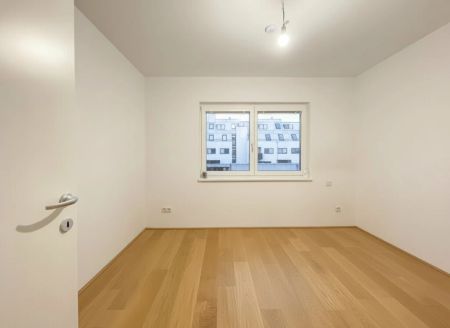 U3 Kendlerstraße: helle ruhige klimatisierte 2-Zimmer-Dachgeschosswohnung mit Loggia/Balkon - Photo 2