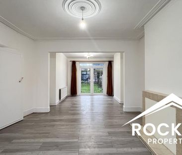 3 bedroom terraced house to rent - Photo 2