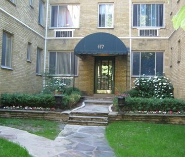 117 Old Forest Hill Road & 725 Eglinton Avenue West - Photo 4