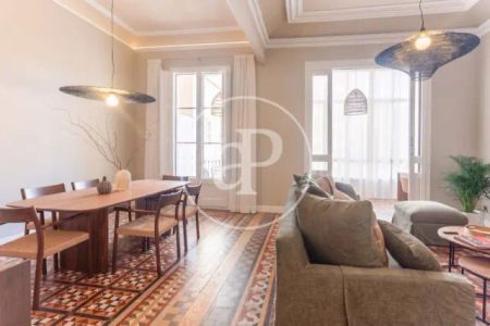 Apartamento en alquiler en La Dreta de L'Eixample - Photo 2