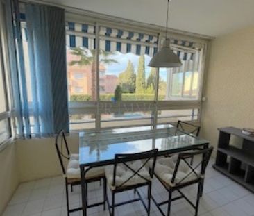 A LOUER 3 PIECES AVEC GARAGE ST RAPHAEL QUARTIER BOULOURIS - Photo 5