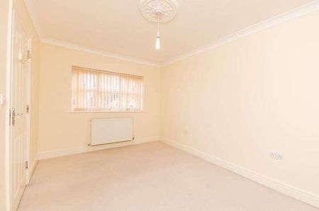 Pear Tree Close, Bromley Common, BR2 - Photo 5