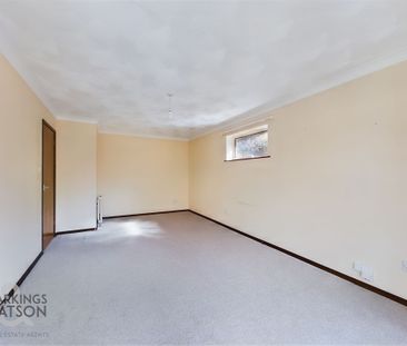 Sunny Grove, New Costessey, Norwich - Photo 1