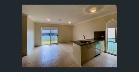 Spacious 4-Bedroom Family Home on a Generous Block in Glenfield! - Photo 2