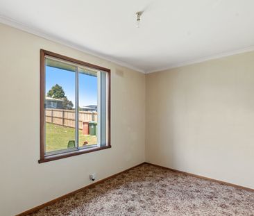 2 Ramsay Place, Herdsmans Cove TAS 7030 - House For Rent | Domain - Photo 4