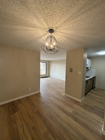 924 14 Ave SW, Calgary - Photo 5