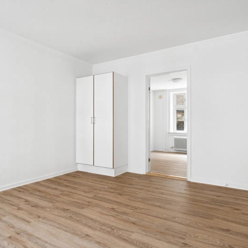 Indbydende 2-værelses lejlighed tæt på Aalborg Banegård - Photo 1