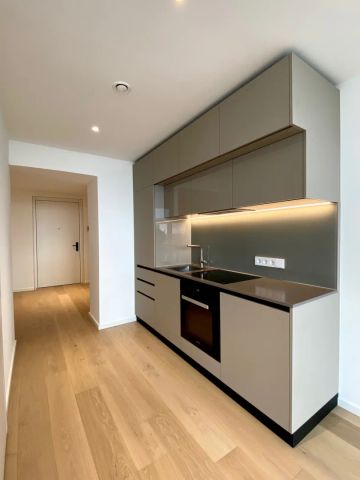 HOCHWERTIGES SINGLEAPARTMENT MIT TRAUMHAFTER FERNSICHT UND GROSSEM BALKON - Foto 2
