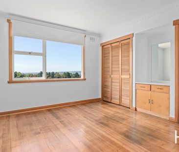 30 Paringa Ave, Newnham - Photo 2