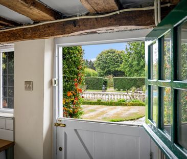 29 High Street, Bletchingley, RH1 - Photo 5