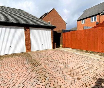 Field Drive, Smalley, Ilkeston, DE7 - Photo 1