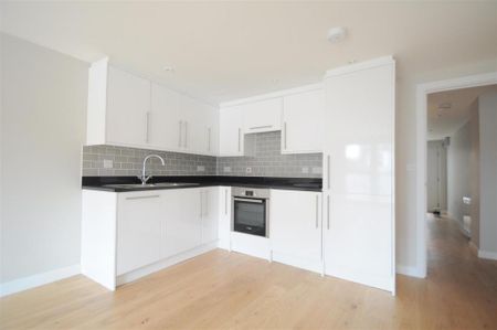 1 bedroom flat to rent - Photo 5