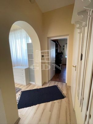 Kiadó felújított lakás - Székesfehérvár - Fotó 1