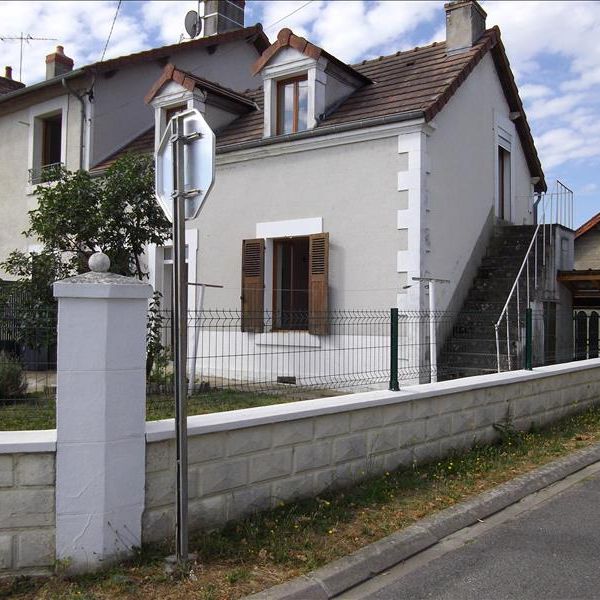 Maison 18320, Marseilles-Lès-Aubigny - Photo 1