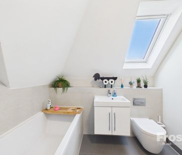 25a Summers Road, Burnham,SL1 - Photo 6