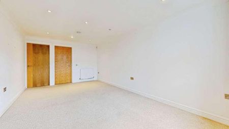 Penhill Road, Cardiff, CF11 - Photo 2