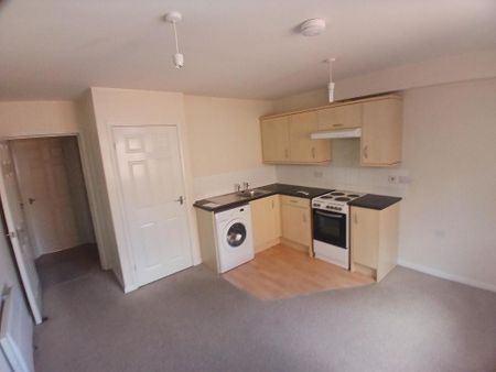 2 bedroom flat to rent - Photo 3