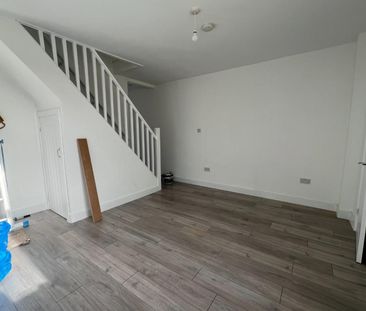 Highland Place, Bridgend - Photo 2