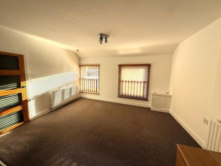 17 A Bridge Street, Lisburn, BT28 1XZ - Photo 2