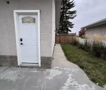 Two Bedroom Basement. | 10543 46 Street Northwest, Edmonton - Photo 1