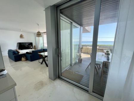 Front line apartment to rent long term in Javea - Photo 3