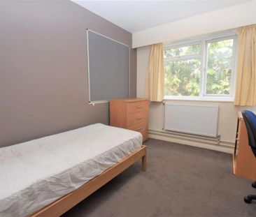 1 bedroom private hall to rent - Photo 1