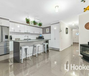 Three Bedder In The Edenbrook Estate! - Photo 5