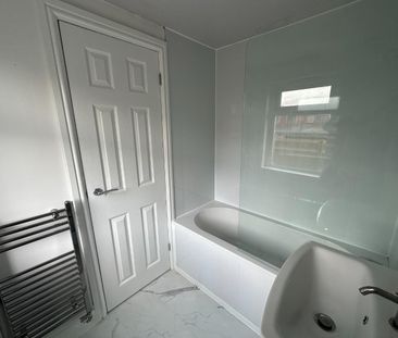 Oxford Street, Colne - Photo 6