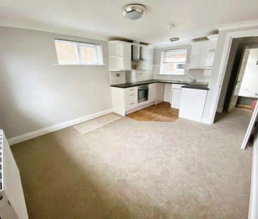 1 bed flat to rent in Flat 6, 905 Christchurch Road, Bournemouth, - Photo 3
