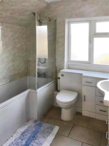 3 BED Terraced House To rent - Photo 5