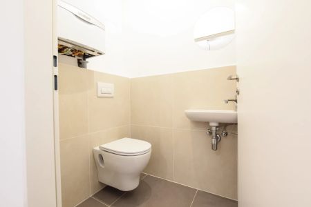 Lichtdurchflutete 2-Zimmer-Wohnung mit 20 m² Terrasse und Grünblick in Mödling - Foto 5