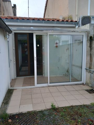 Location Maison 2 pièces 54m² MARMANDE 47200 - Photo 5