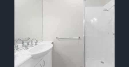 Spacious fully furnished 2 bedroom apartment - Photo 3