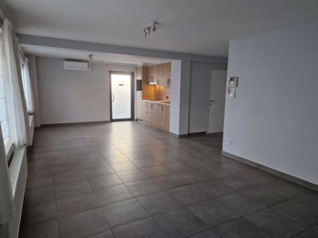 Gelijkvloers appartement met 1 slaapkamer en staanplaats - Photo 5