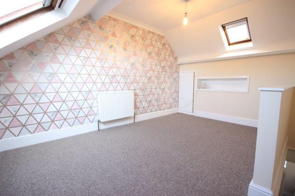 2 bedroom terraced house to rent - Photo 1