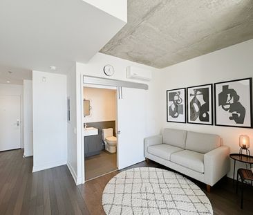 Rue Paré, H4P 1P4, Montréal - Photo 1