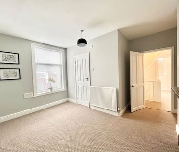 3 Bed End Terrace, Plus An Extra Room, LS12 - Photo 6