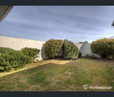 98 Shorehaven Boulevard, Alkimos, WA 6038 - Photo 2