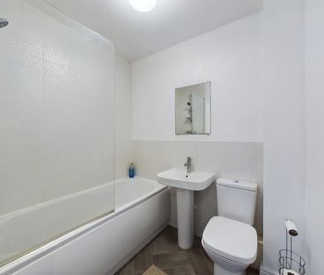 Willowherb Pastures, Standish, Wigan, WN6 0ZL - Photo 6