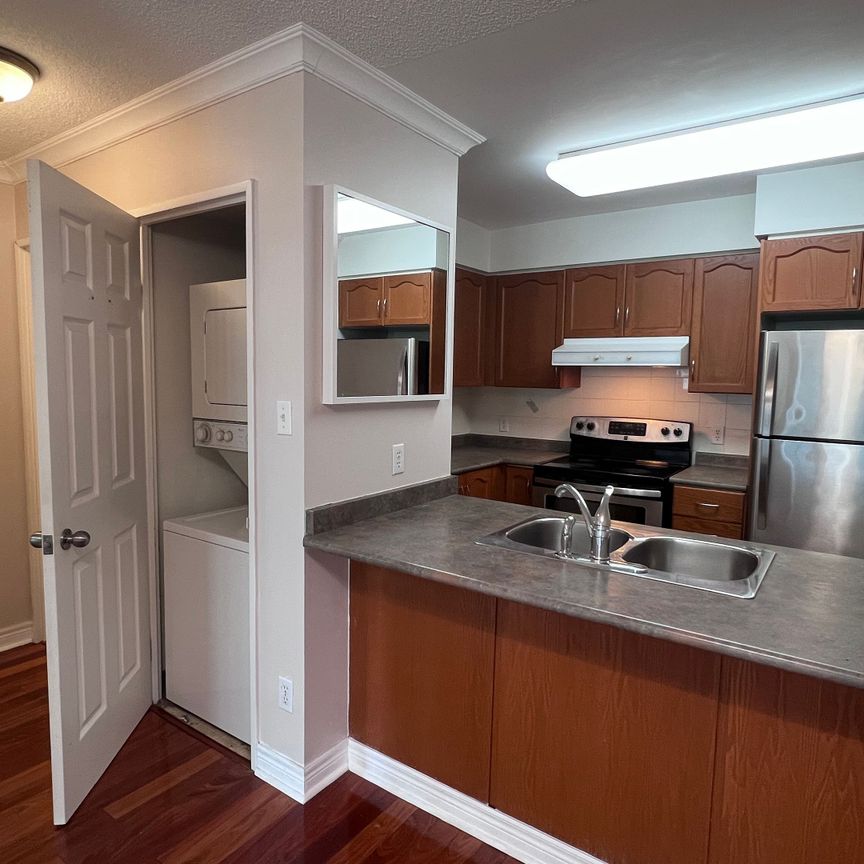 For Lease - 156 Enfield Place Unit# 2116, Mississauga, Ontario - Photo 1