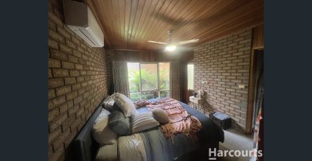 Brick Family Home - Photo 5